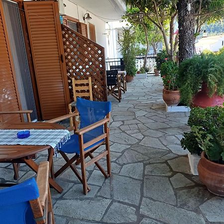 נאו קלימה Studios And Apartments Meri מראה חיצוני תמונה