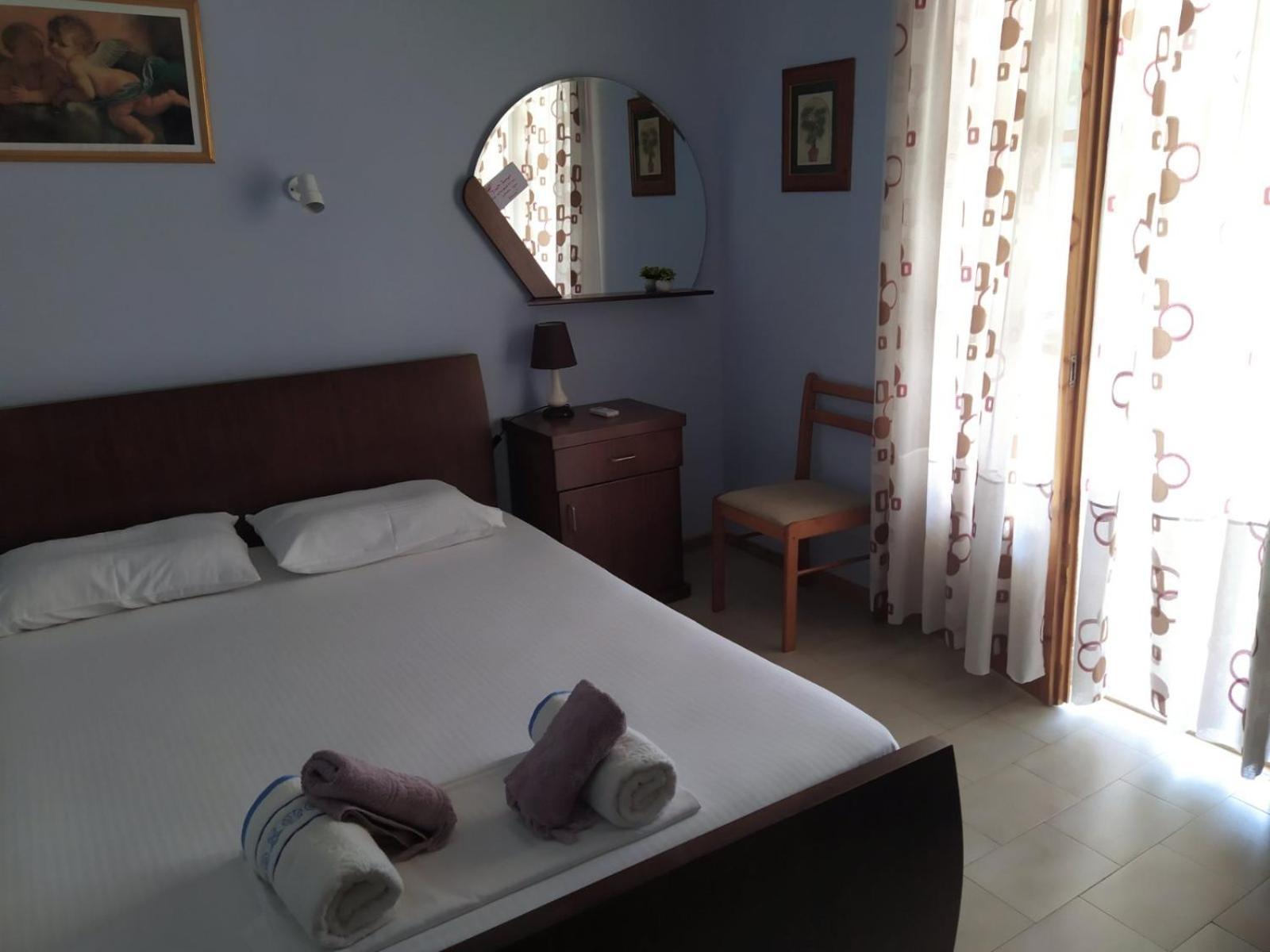 נאו קלימה Studios And Apartments Meri מראה חיצוני תמונה