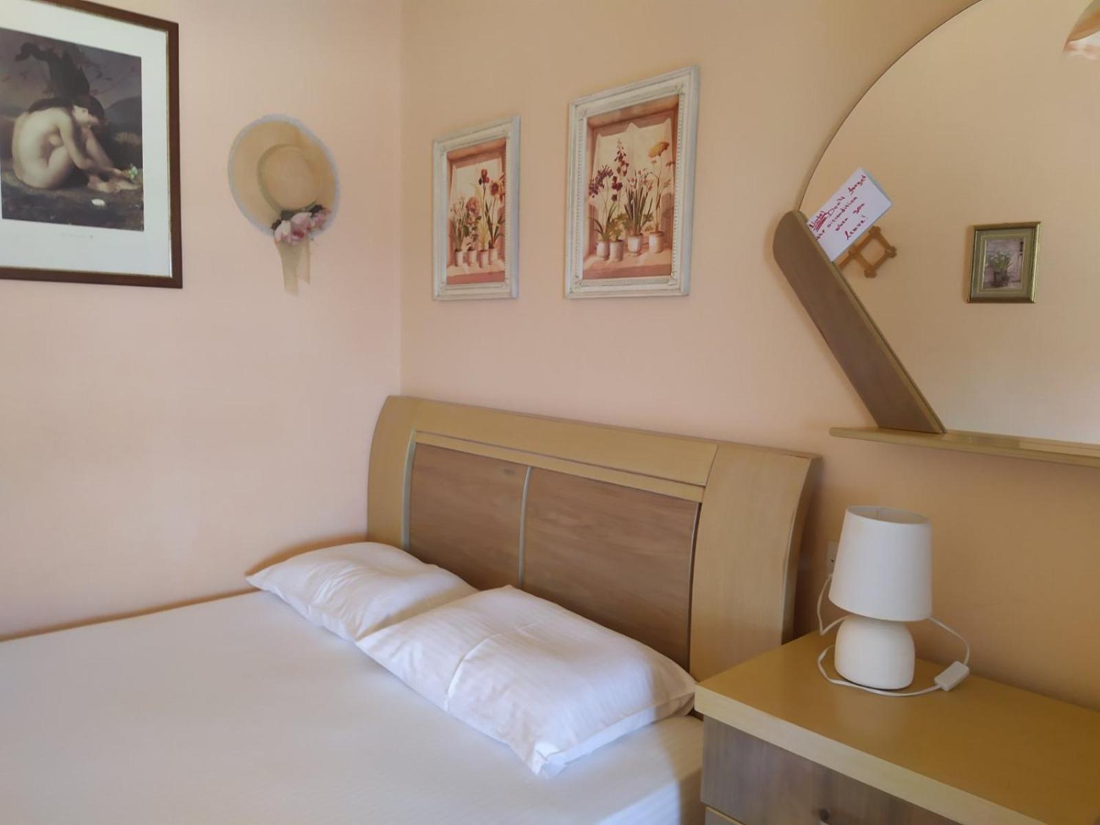 נאו קלימה Studios And Apartments Meri מראה חיצוני תמונה