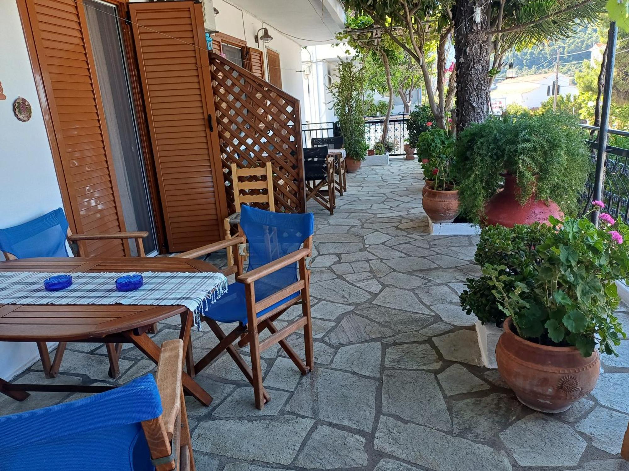 נאו קלימה Studios And Apartments Meri מראה חיצוני תמונה